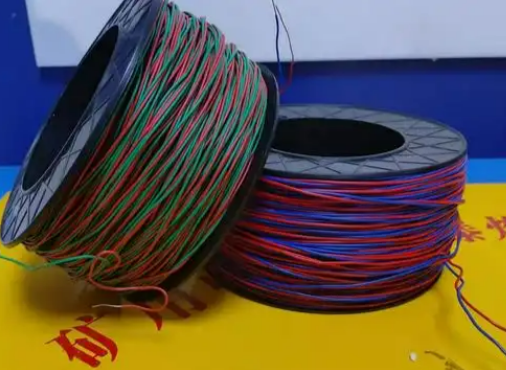 郁南放炮线的主要材质有哪些？不同材质的适用场景有何区别？